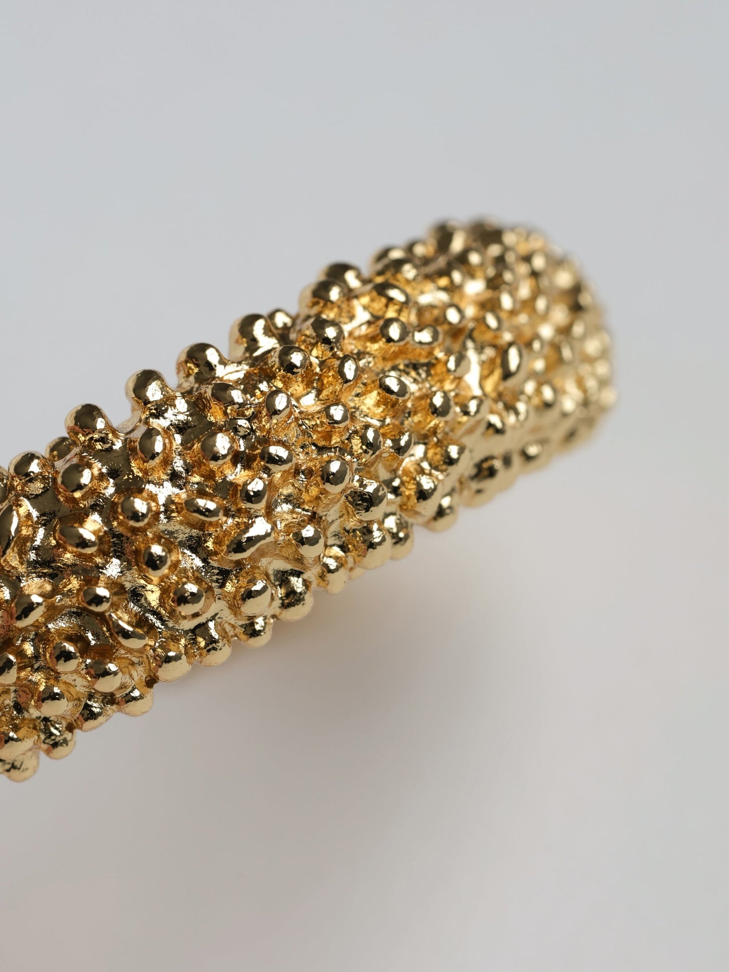 Altın Dokulu Kelepçe Bileklik