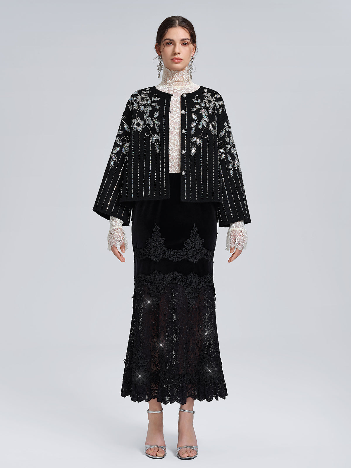 %100 Yün Pullu Nakışlı Ceket