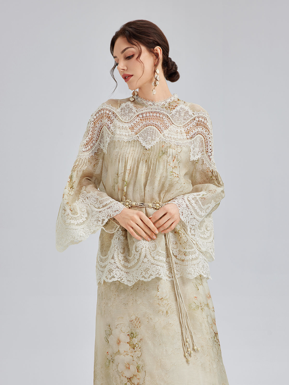 İpek-Keten Barok Dantel Bluz