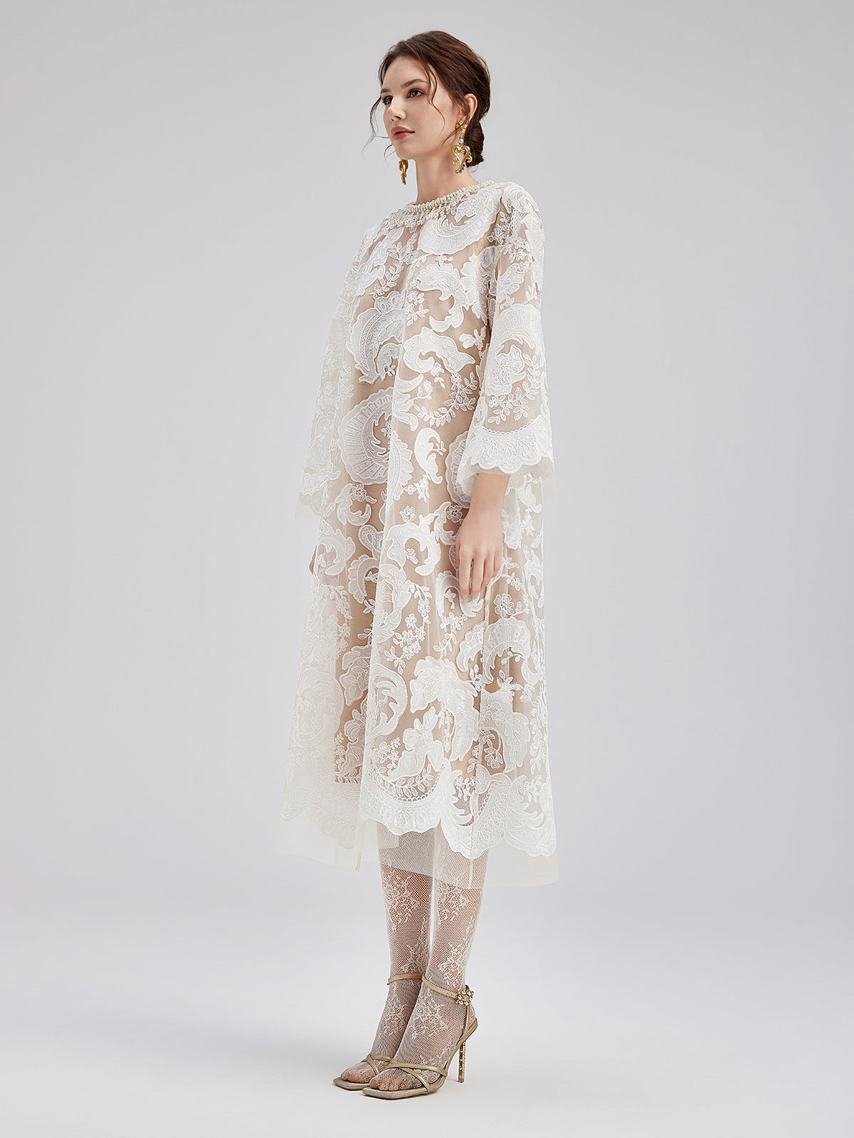 Özel Nakışlı Dantel Boncuklu Elbise