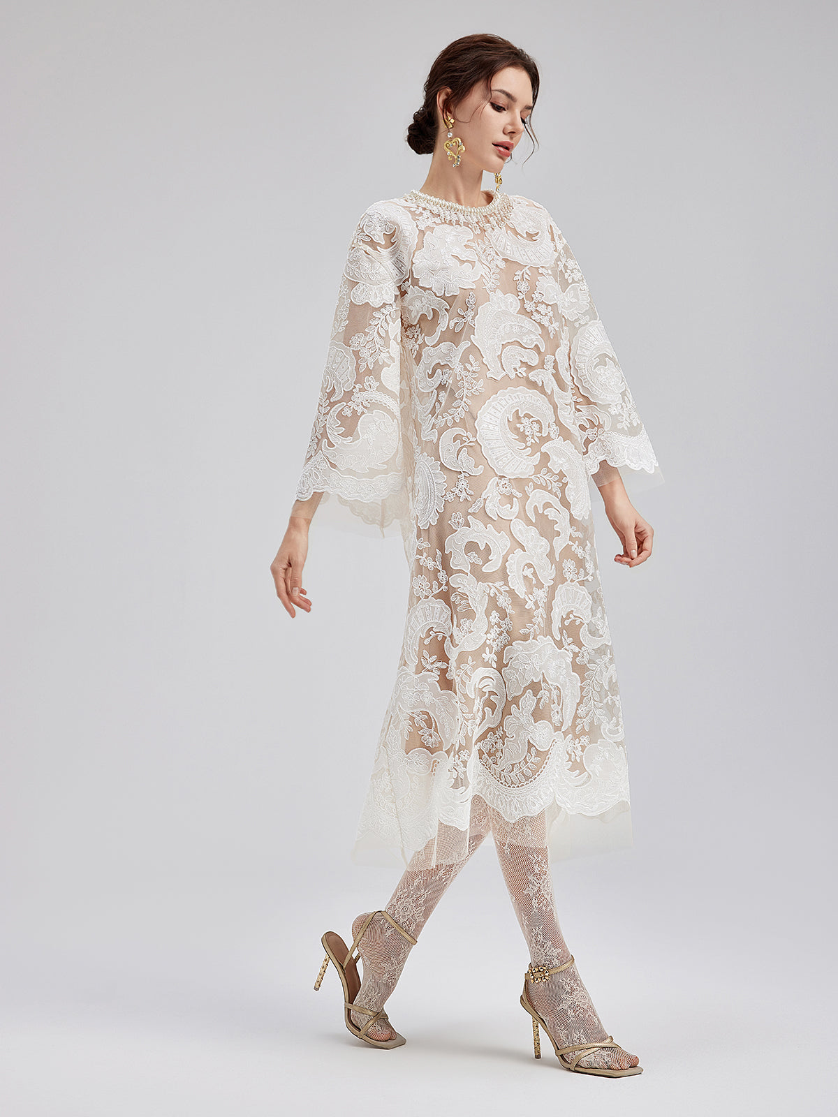 Özel Nakışlı Dantel Boncuklu Elbise