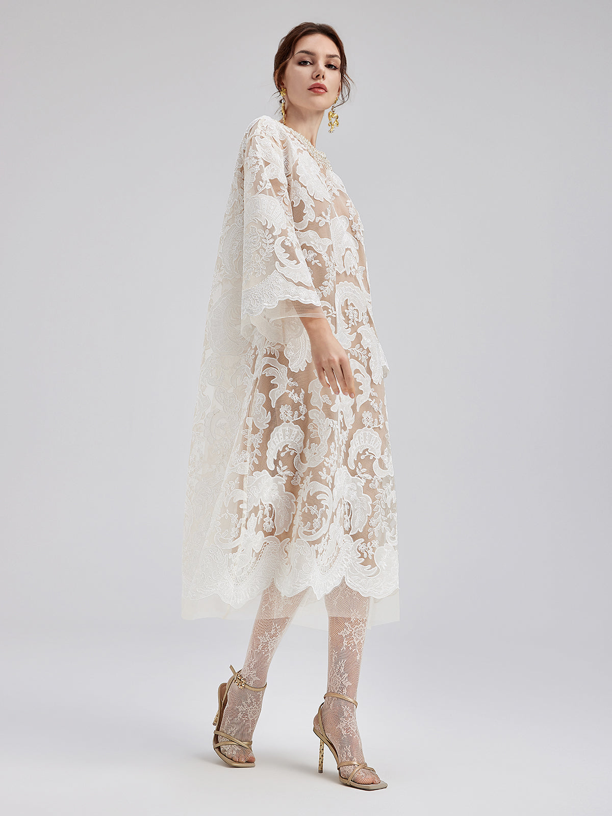 Özel Nakışlı Dantel Boncuklu Elbise