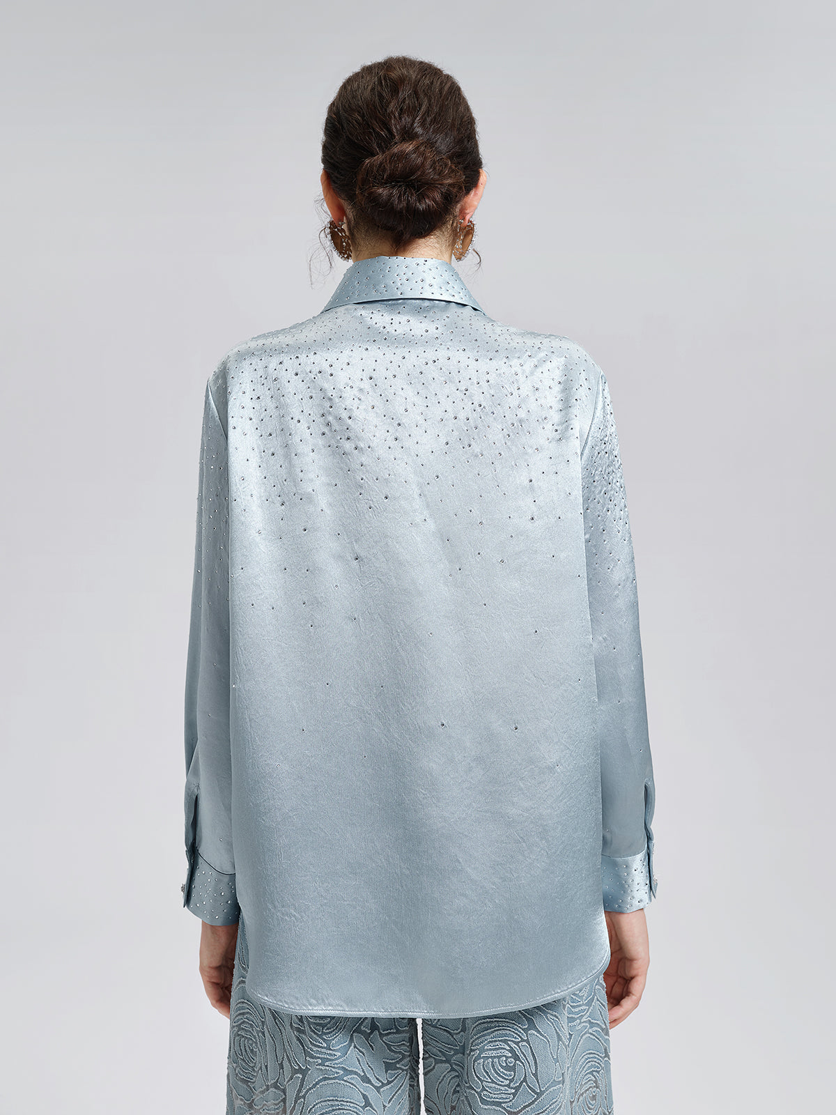 Saten Taşlı 3 Boyutlu Çiçekli Gömlek