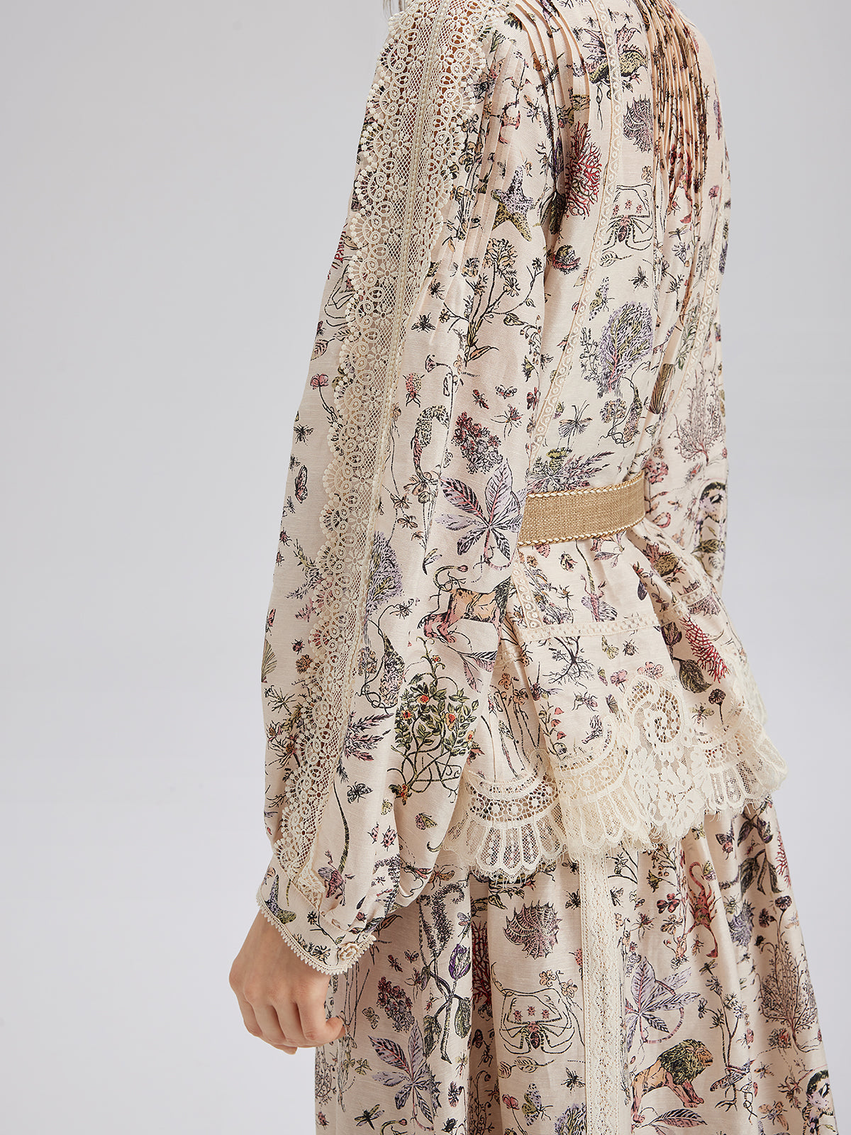 İpek-Keten Çiçekli Dantel Hakim Yaka Gömlek