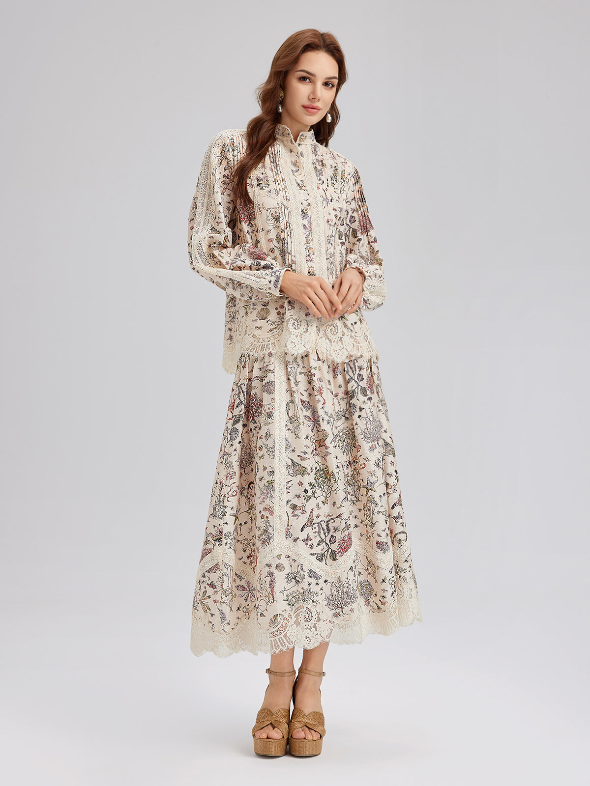 İpek-Keten Çiçekli Dantel Hakim Yaka Gömlek