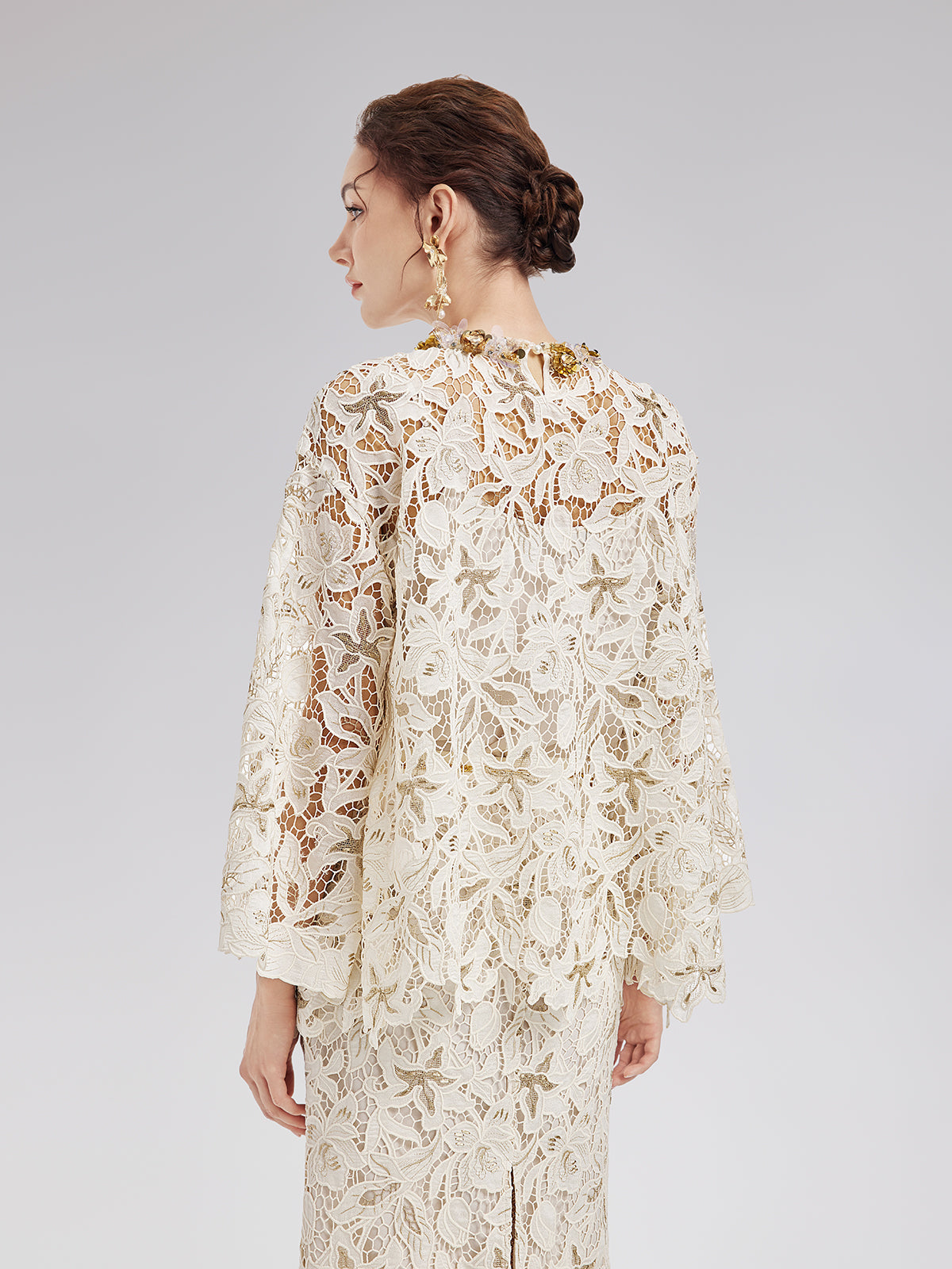 Dokulu Dantel Boncuklu Bluz