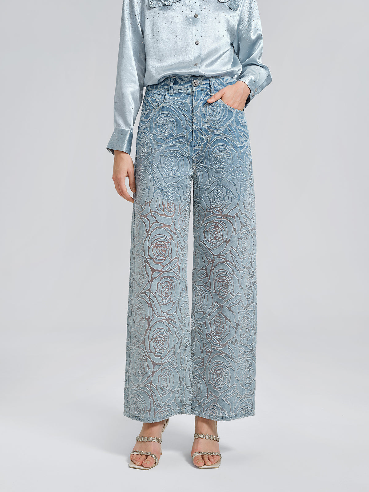 Gül Desenli Renk Geçişli Kot Pantolon