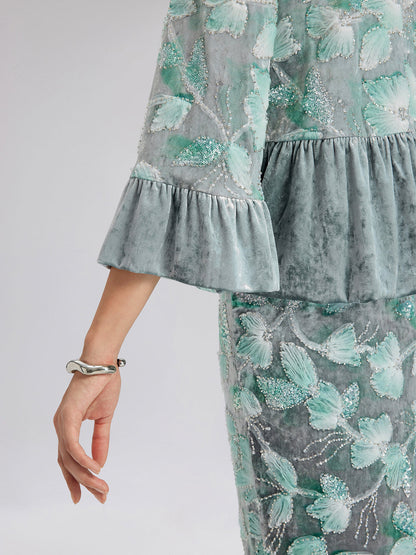 Boncuklu Çiçek Nakışlı Kadife Hakim Yaka Ceket