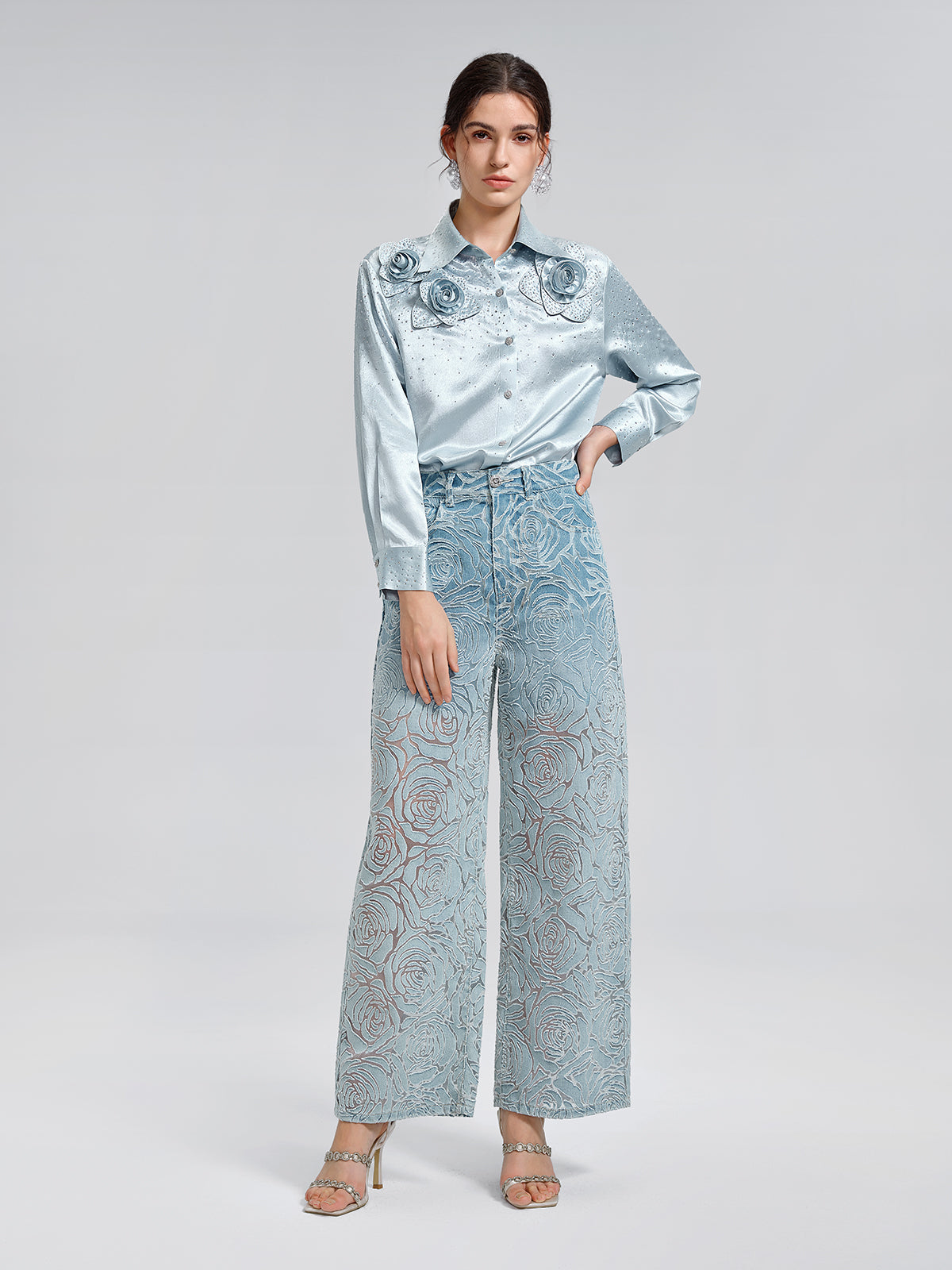 Saten Taşlı 3 Boyutlu Çiçekli Gömlek