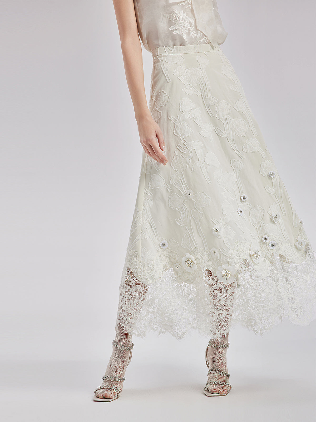 Özel Boncuklu Dantel Jakar Etek