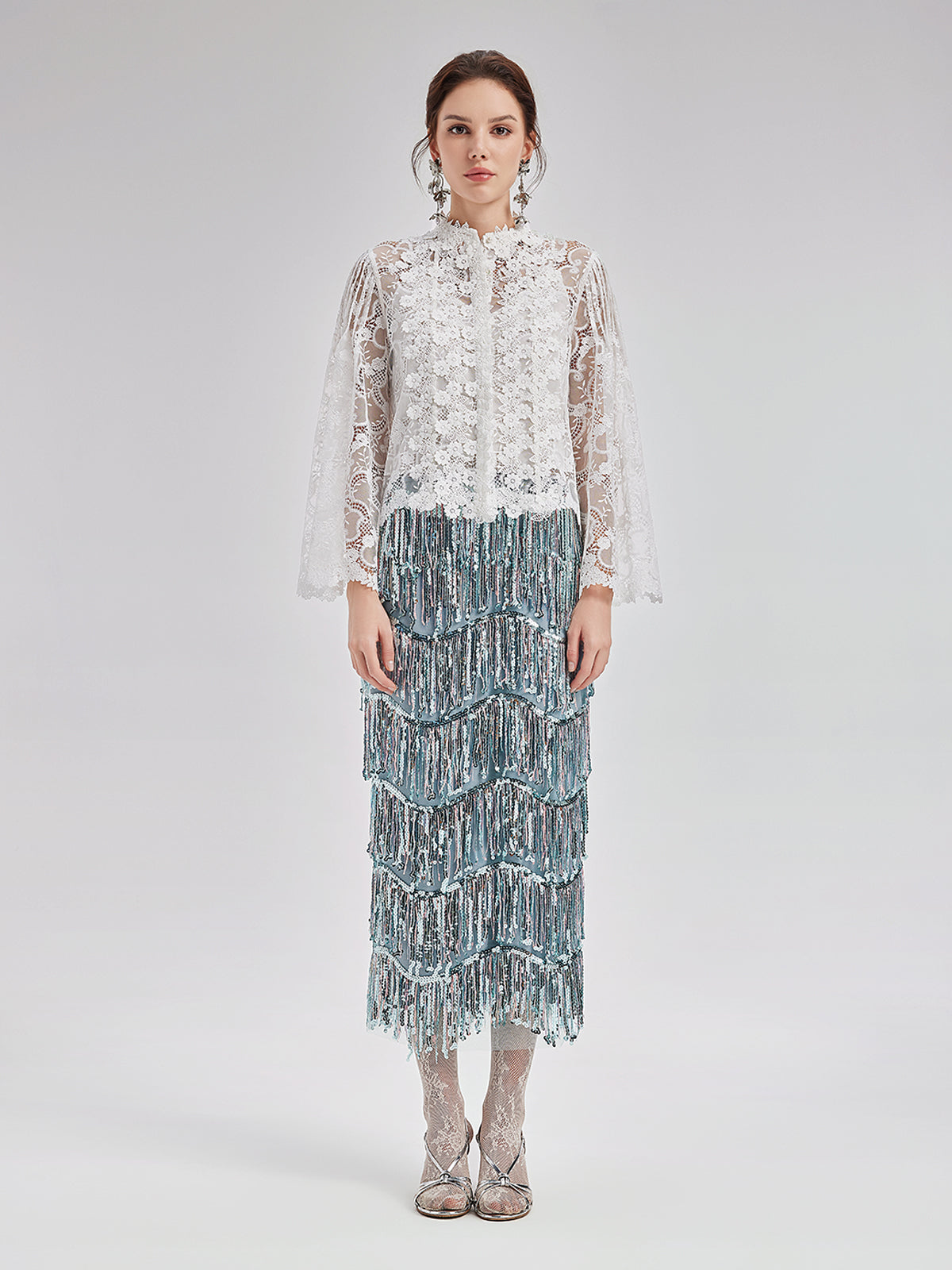 Klasik Dantel Nakışlı İspanyol Kol Bluz