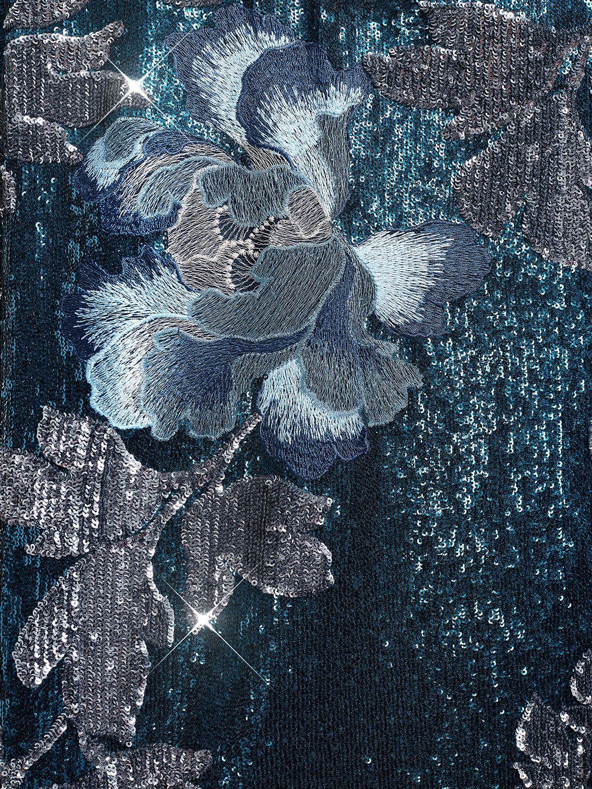 Pullu Nakışlı Tüylü Bluz