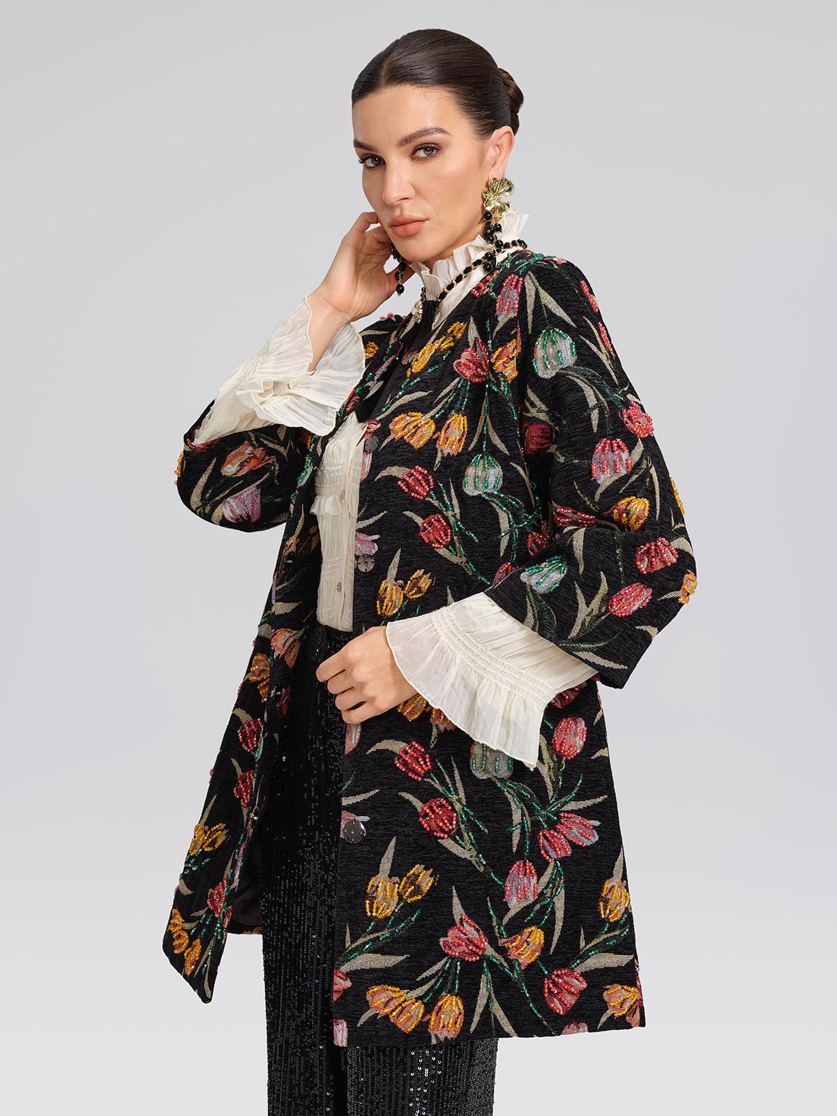 3 Boyutlu El İşlemeli Gösterişli Ceket
