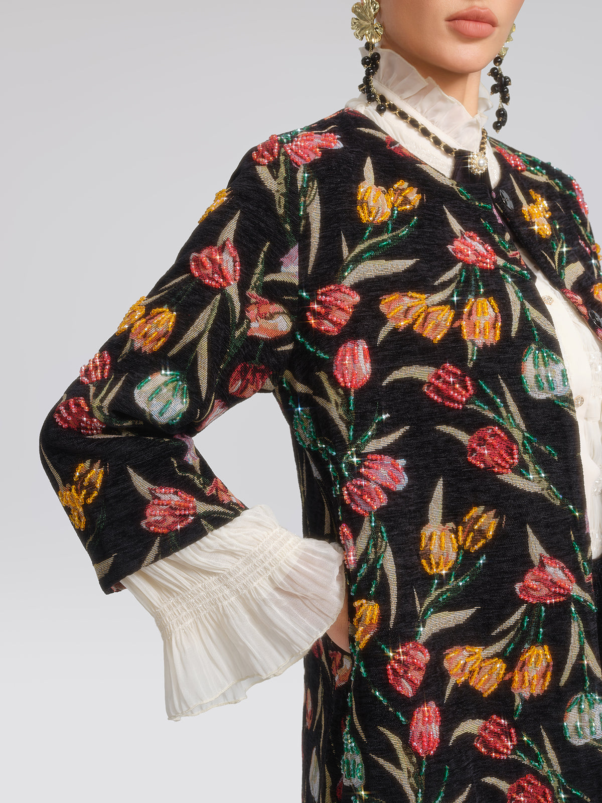 3 Boyutlu El İşlemeli Gösterişli Ceket