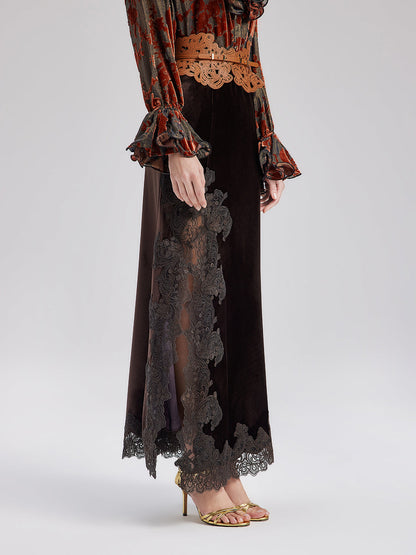 Fransız Dantel Kadife Yırtmaçlı Etek