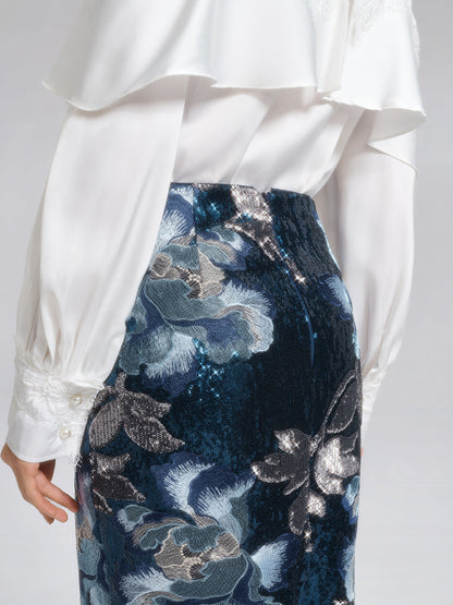 Pullu Çiçek Nakışlı Etek