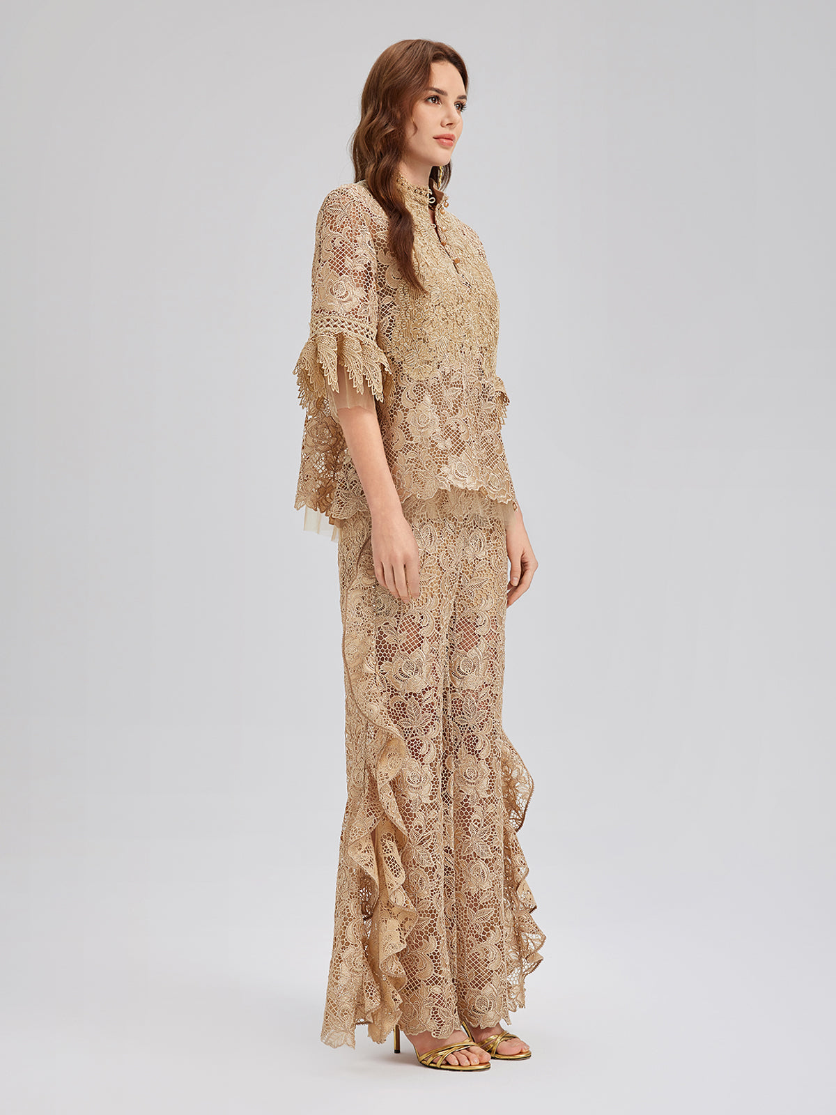 El Yapımı Fitilli Dantelli Fırfırlı Pantolon