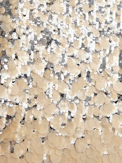 Boncuklu Gölgeli Püsküllü Hakim Yaka Bluz