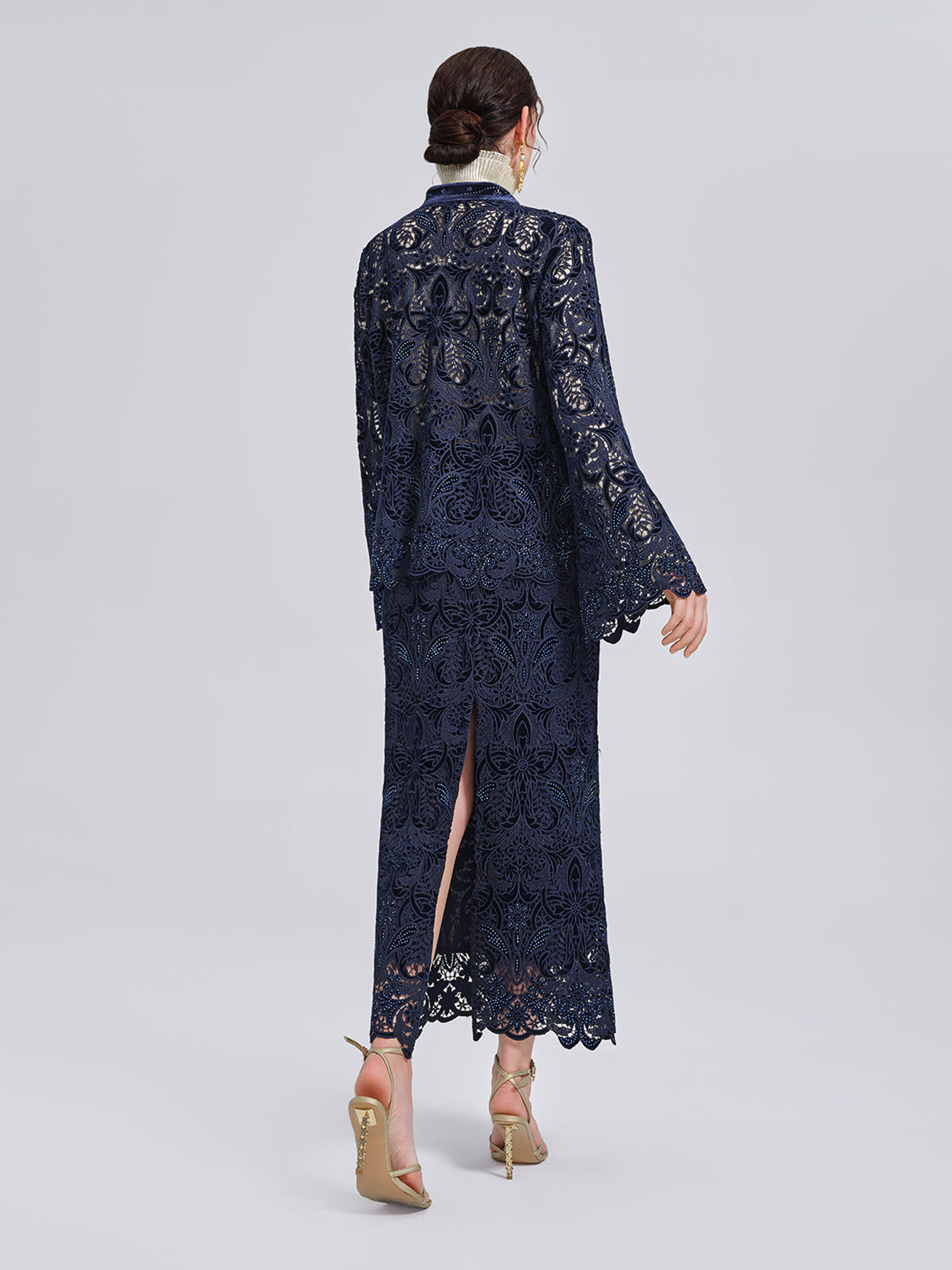 Kadife Dantelli Pencereli Balık Etek