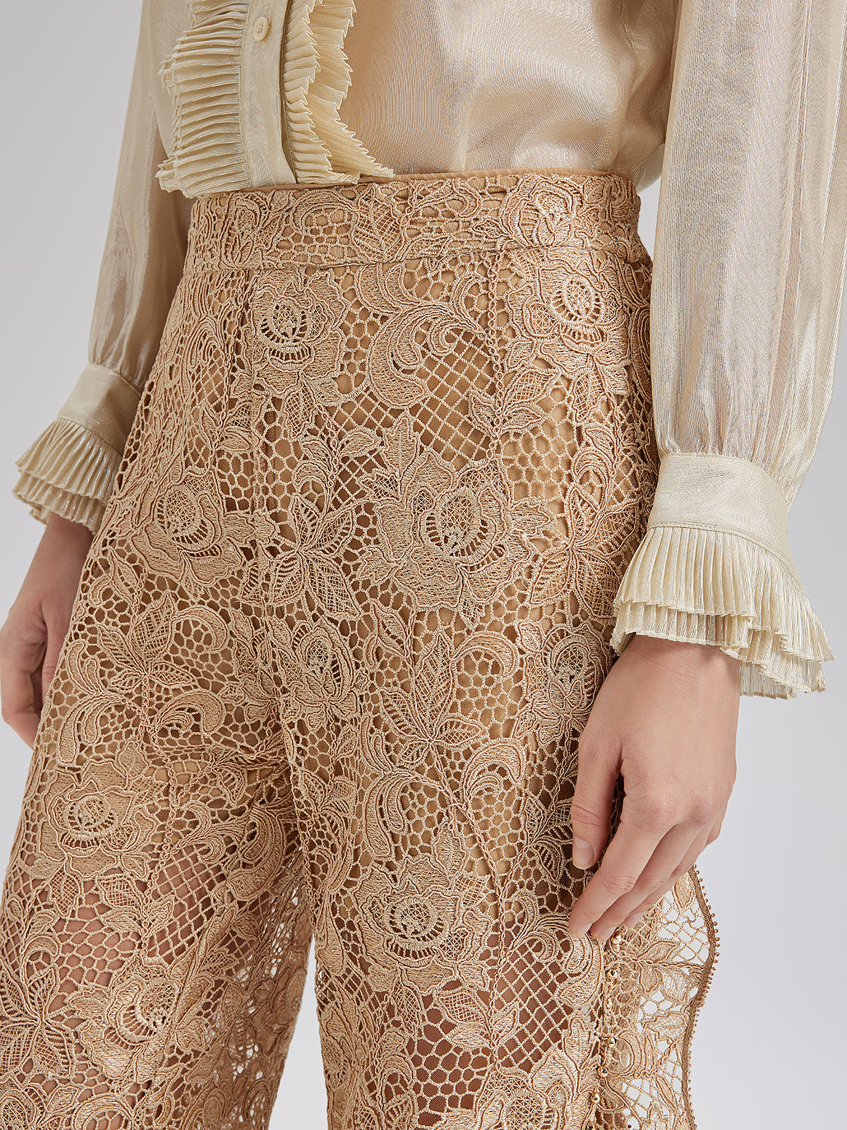 El Yapımı Fitilli Dantelli Fırfırlı Pantolon
