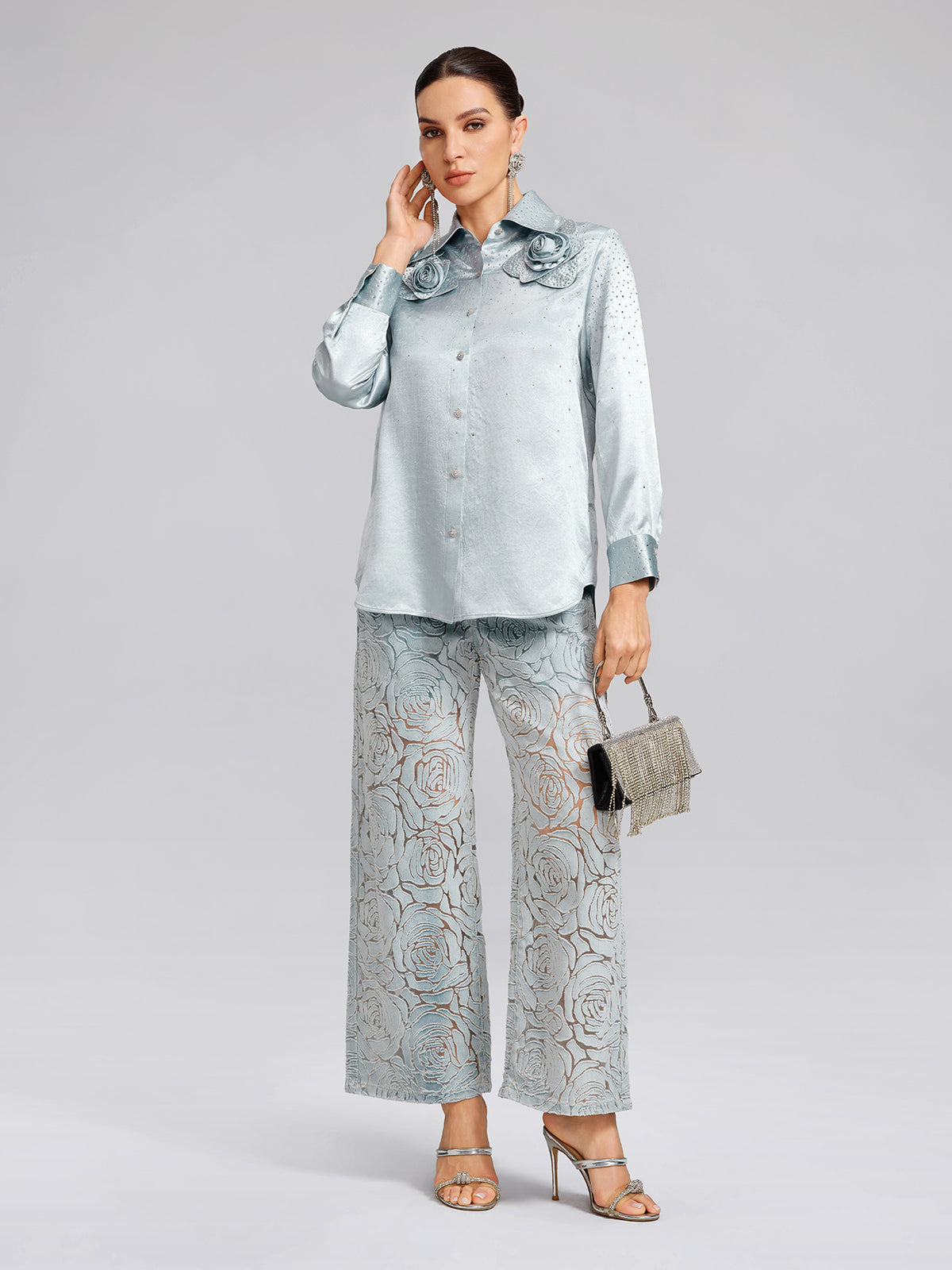 Saten Taşlı 3 Boyutlu Çiçekli Gömlek