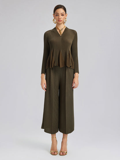 Çiçek Kenarlı Dokulu V Yaka Bluz