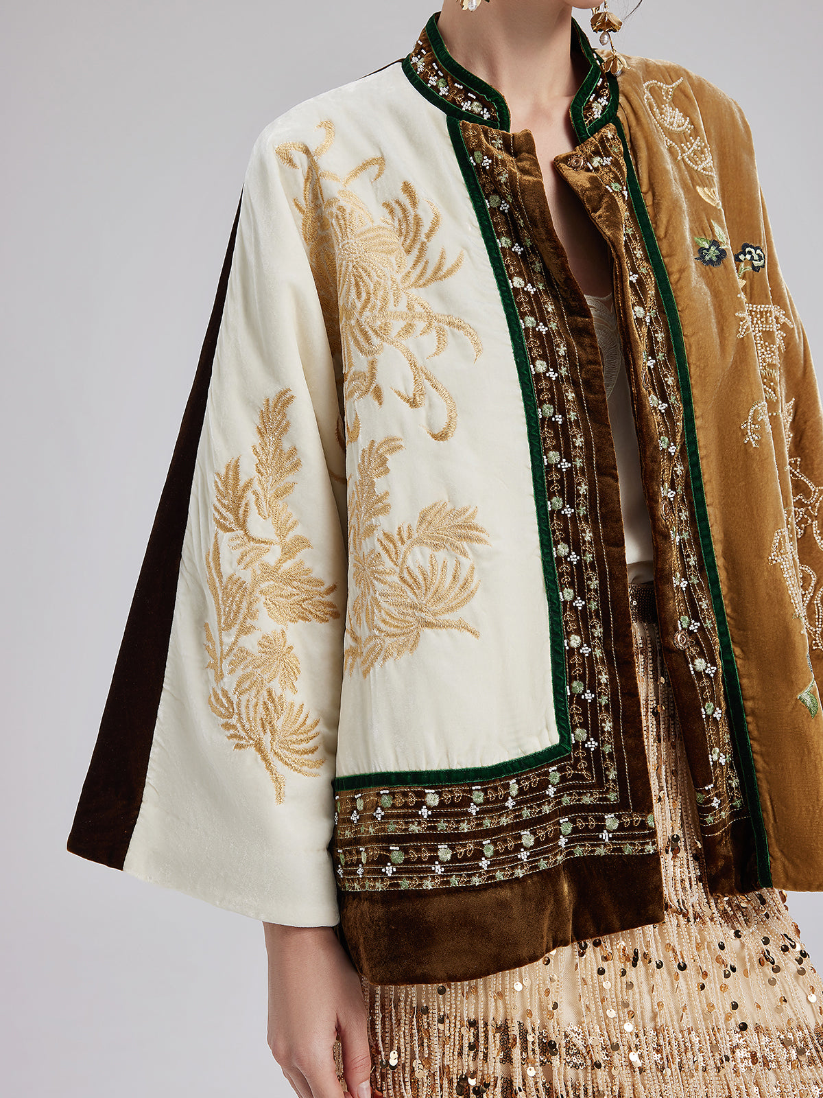 Vintage İpek Kadife Nakışlı Tüvit Etnik Ceket