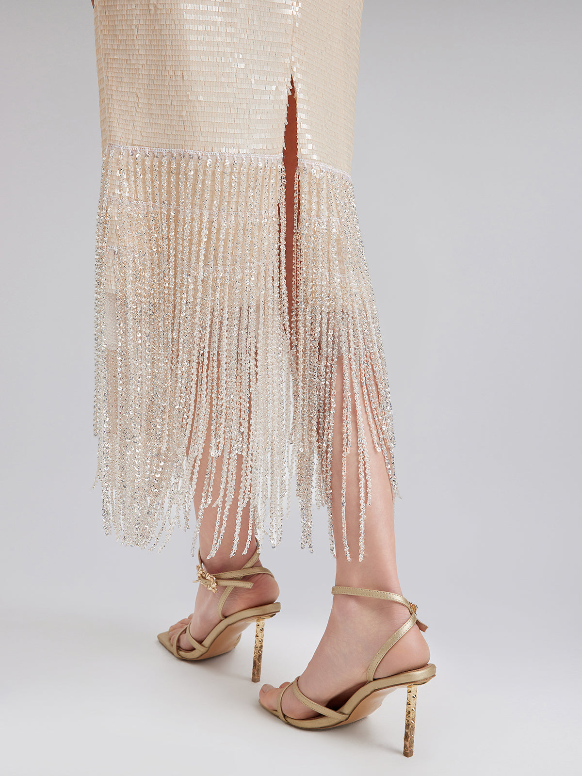 Pullu Kristal Püsküllü Yırtmaçlı Etek