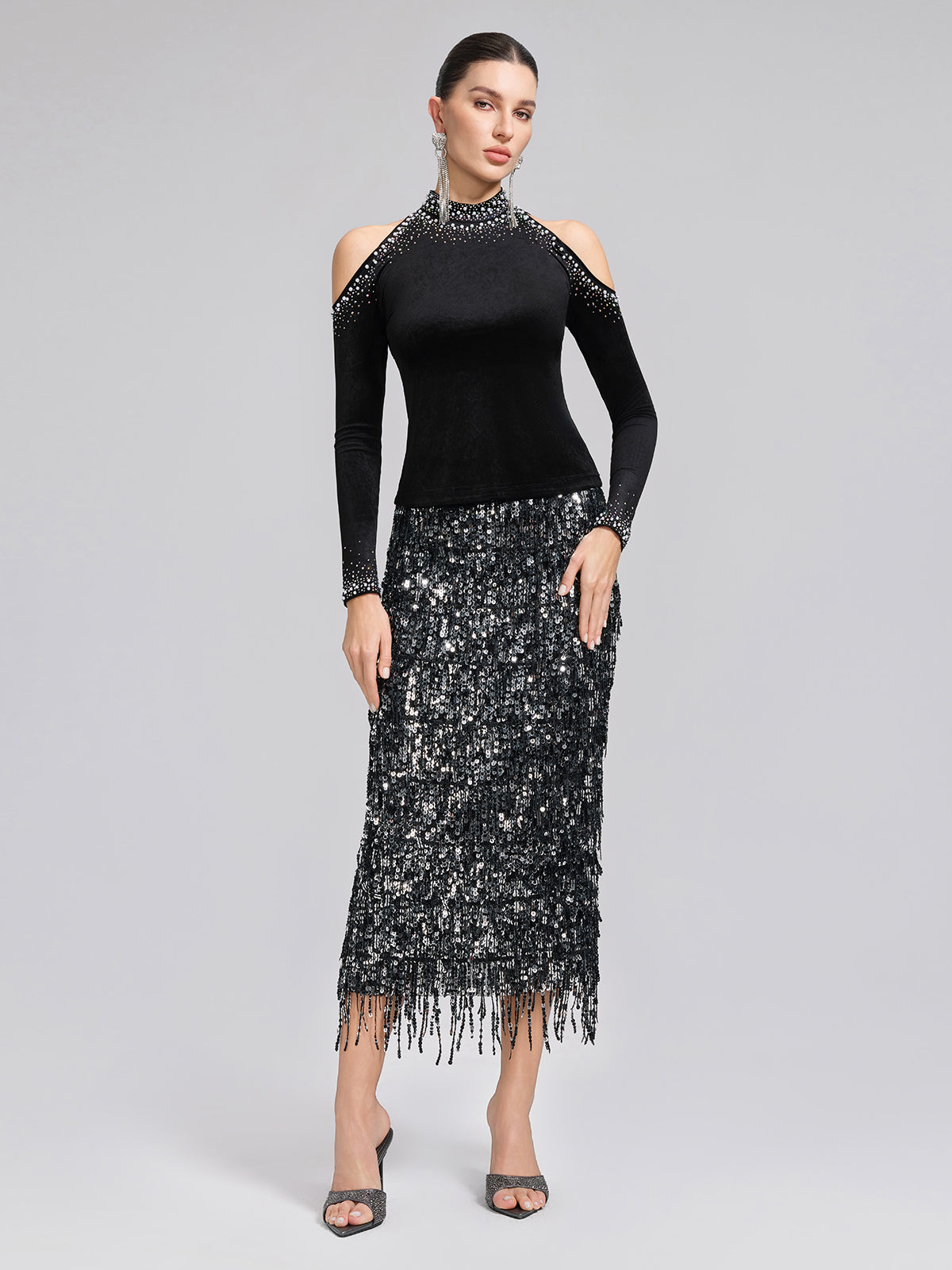 Kadife Omuz Dekolteli Boncuklu Taşlı Bluz