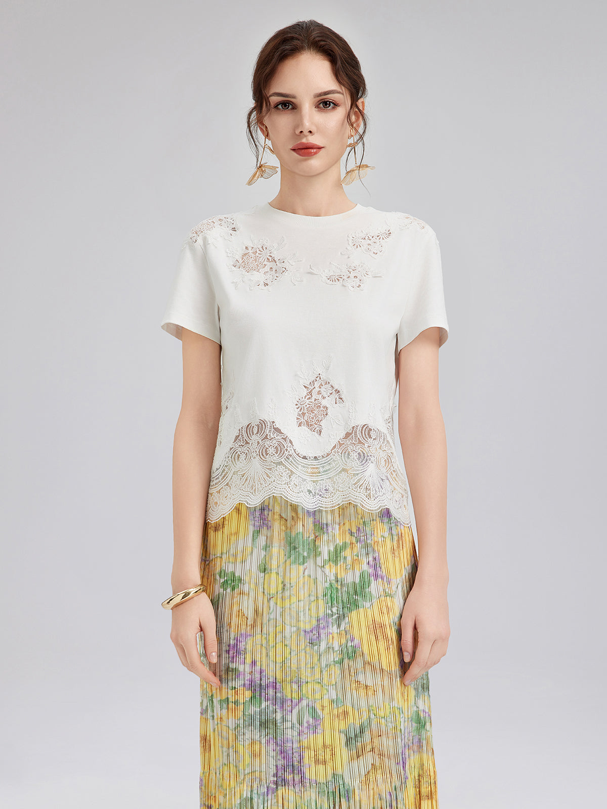 Moda Dantel Kenarlı Pamuklu Tişört