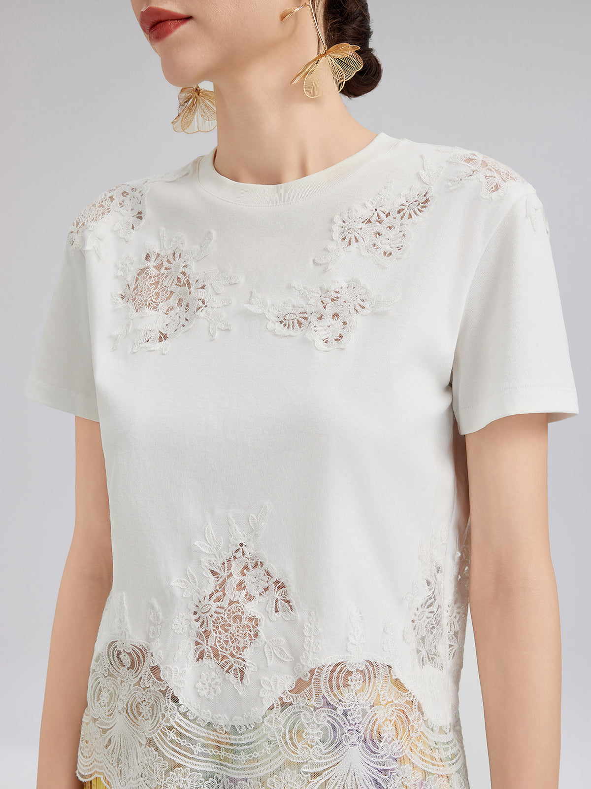 Moda Dantel Kenarlı Pamuklu Tişört