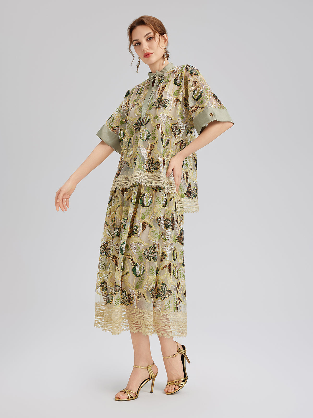 Pullu Dantelli Yarım Balıkçı Bluz