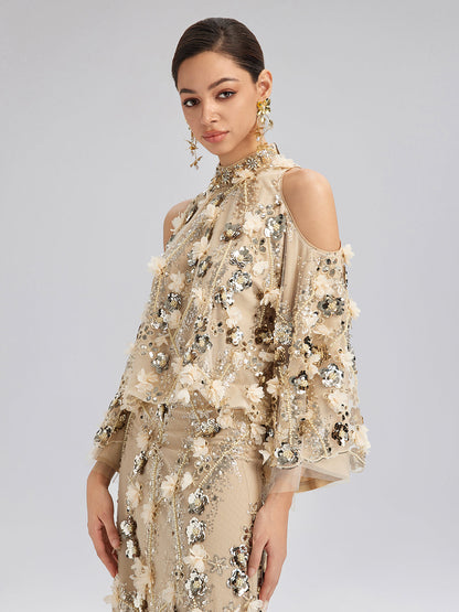 Pullu Çiçek Nakışlı Omuz Dekolteli Bluz