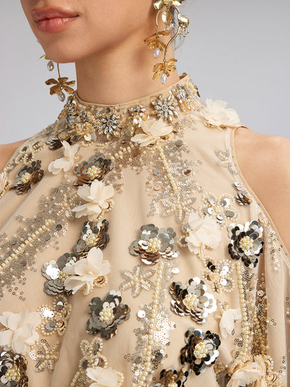 Pullu Çiçek Nakışlı Omuz Dekolteli Bluz