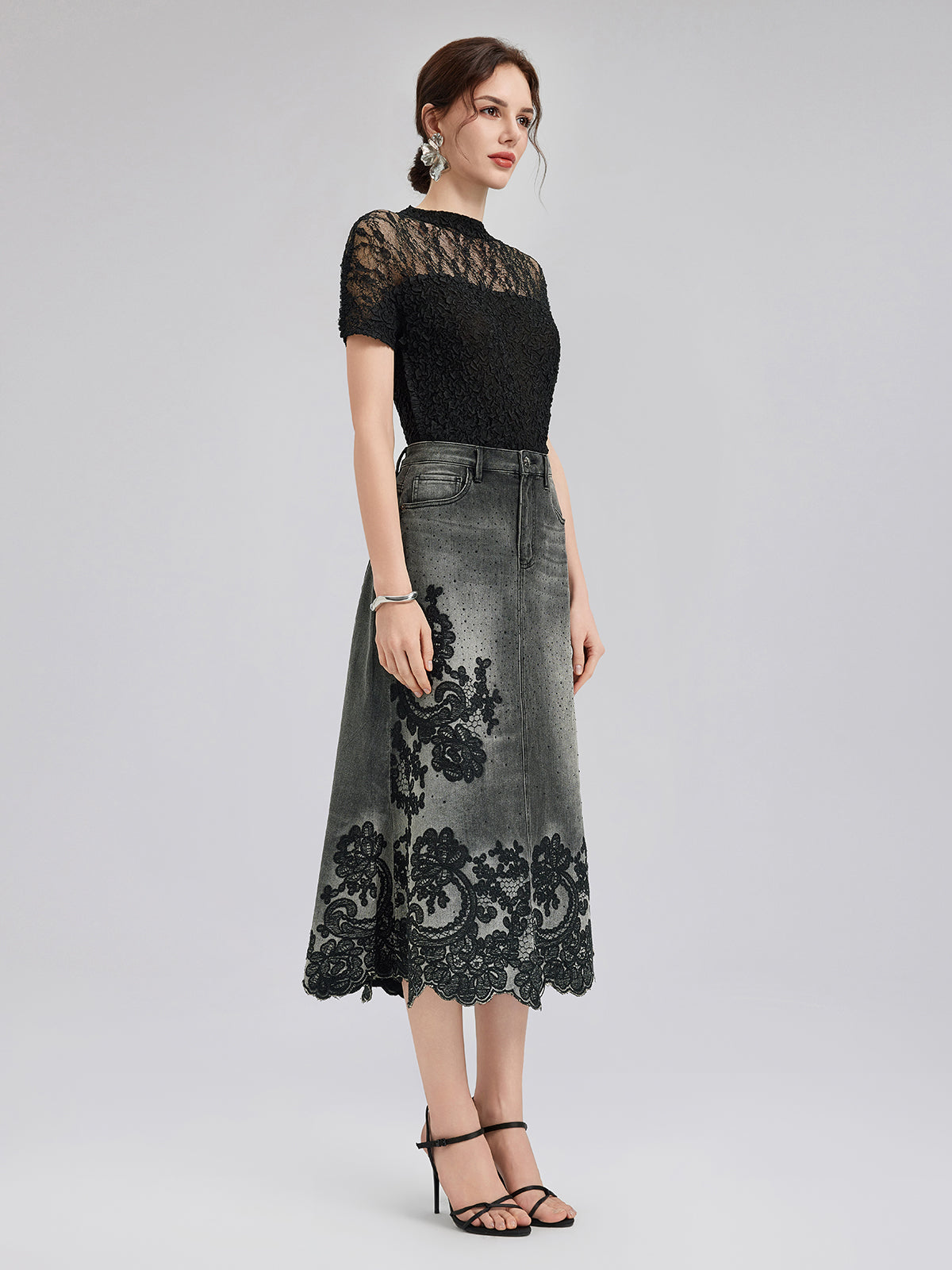 Yeni Nakışlı Taşlı Kot Etek