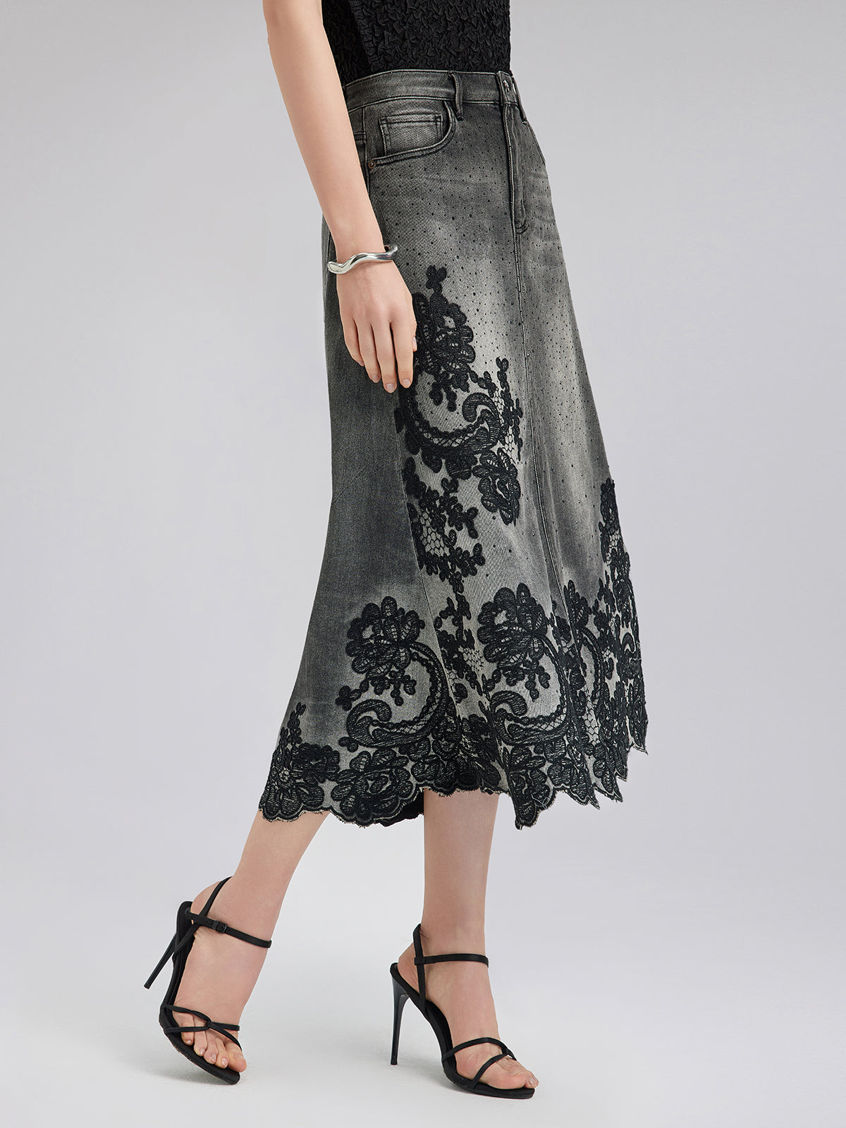 Yeni Nakışlı Taşlı Kot Etek