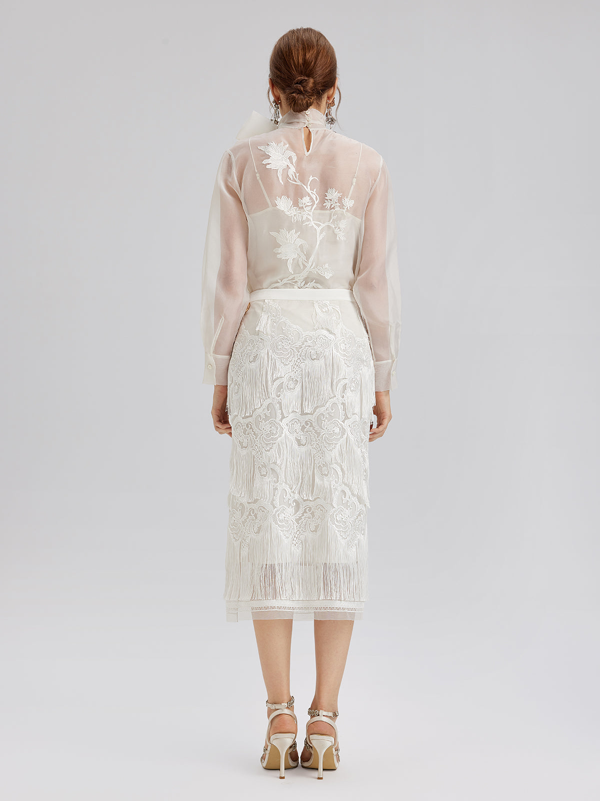 Dantelli El Yapımı Püsküllü Özel Barok Etek