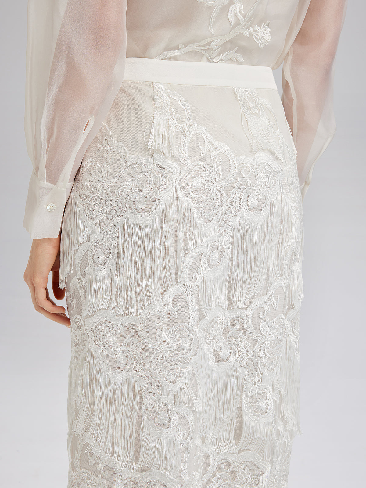 Dantelli El Yapımı Püsküllü Özel Barok Etek