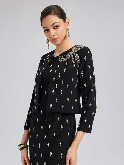 El İşlemeli Fiyonklu Ceket