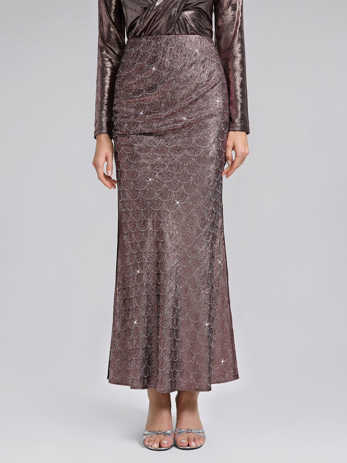 Yırtmaçlı Taşlı Balık Etek