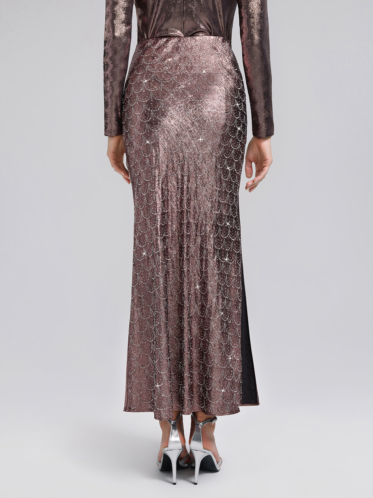 Yırtmaçlı Taşlı Balık Etek