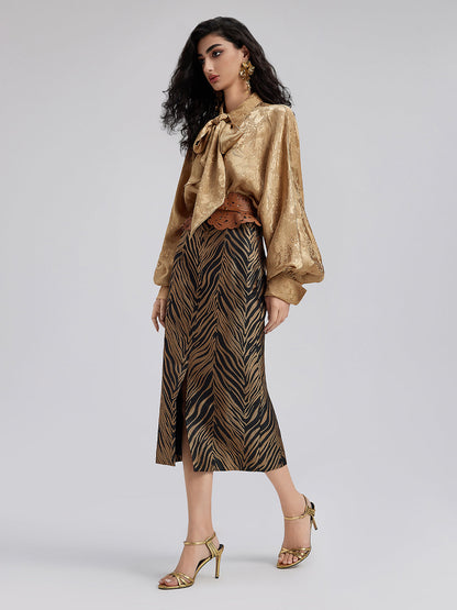 Altın Jakar Kurdele Detaylı Şık Gömlek