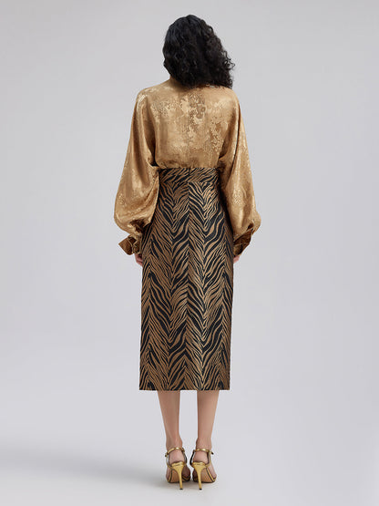 Altın Jakar Kurdele Detaylı Şık Gömlek