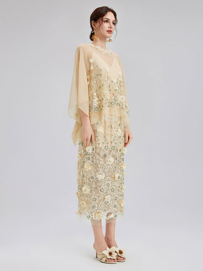 İşlemeli Çiçekli Pullu Şifon Bluz