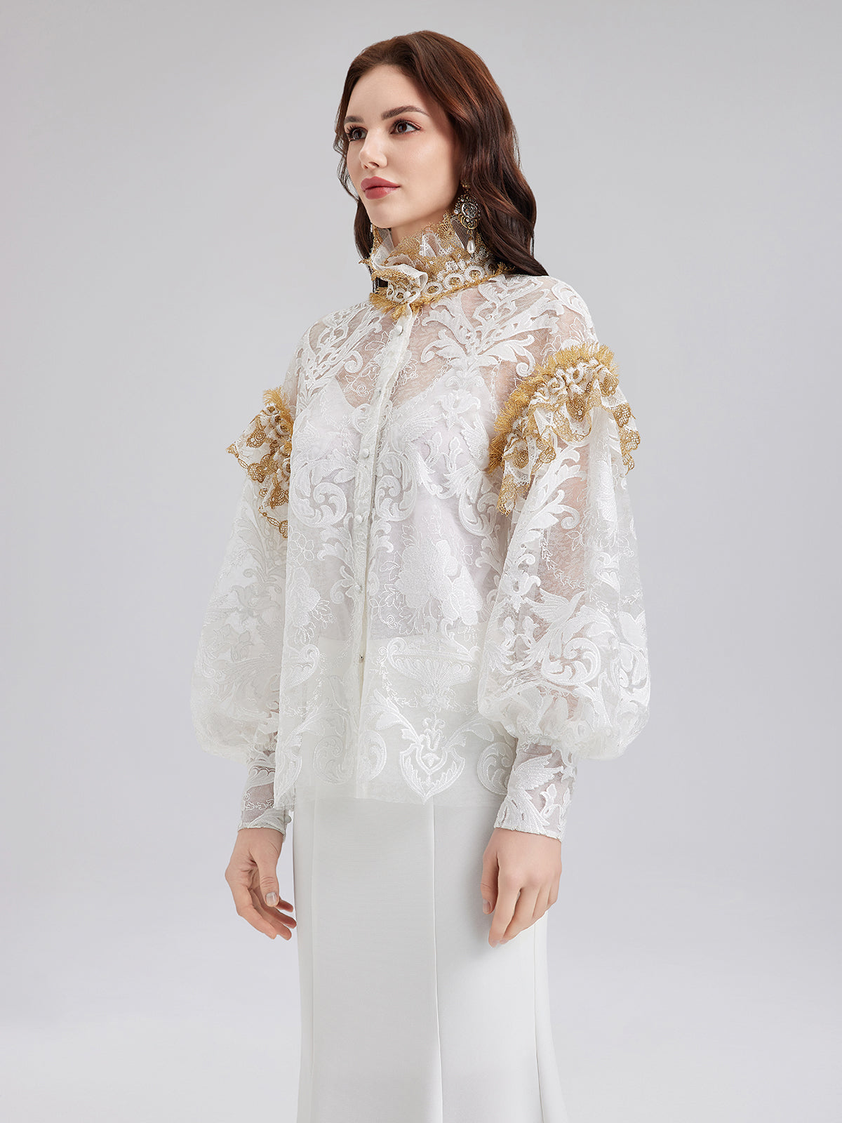 Barok Dantel Nakışlı Dik Yaka Bluz