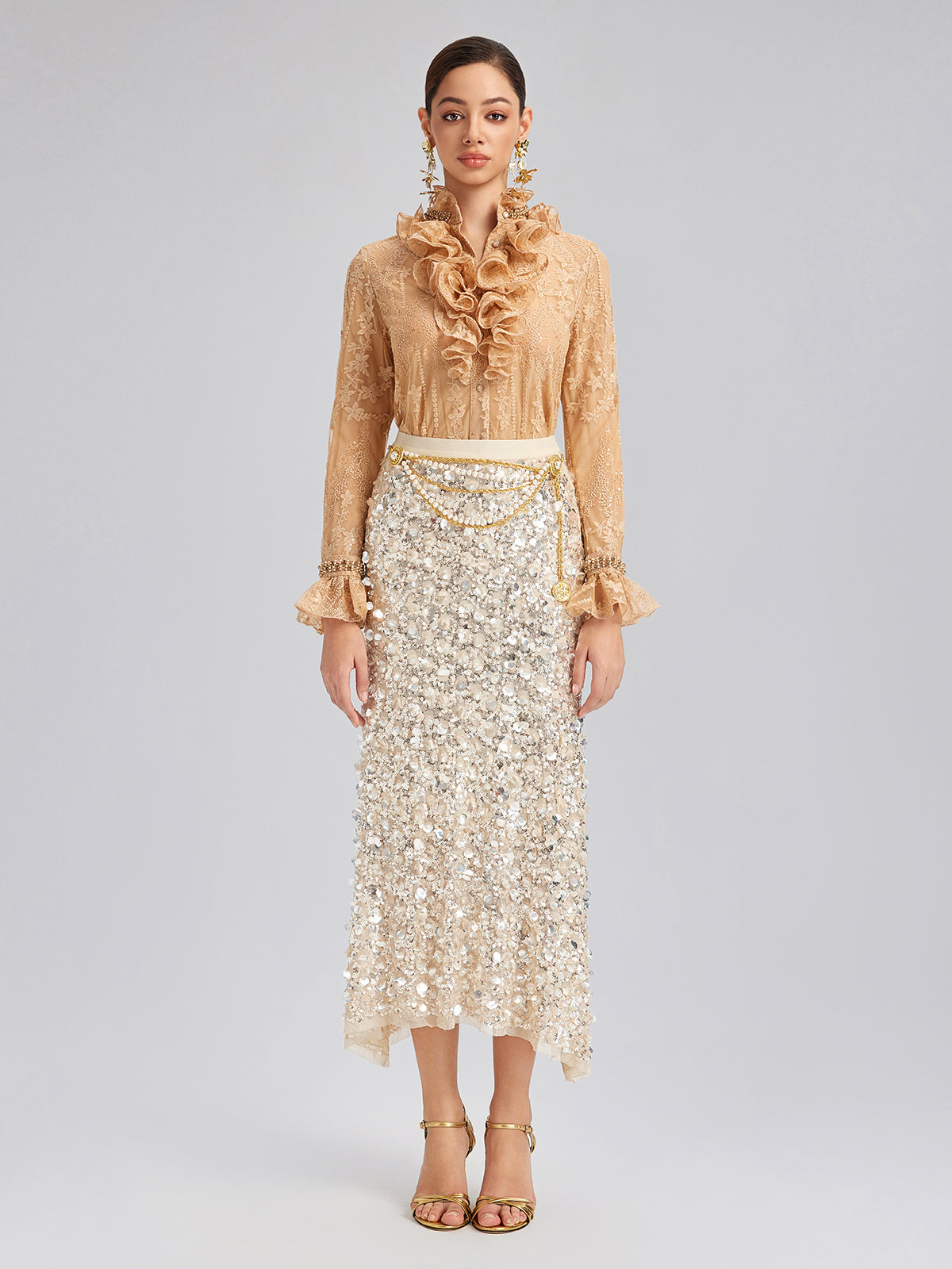 Boncuklu Dantelli Fırfır Yaka Bluz