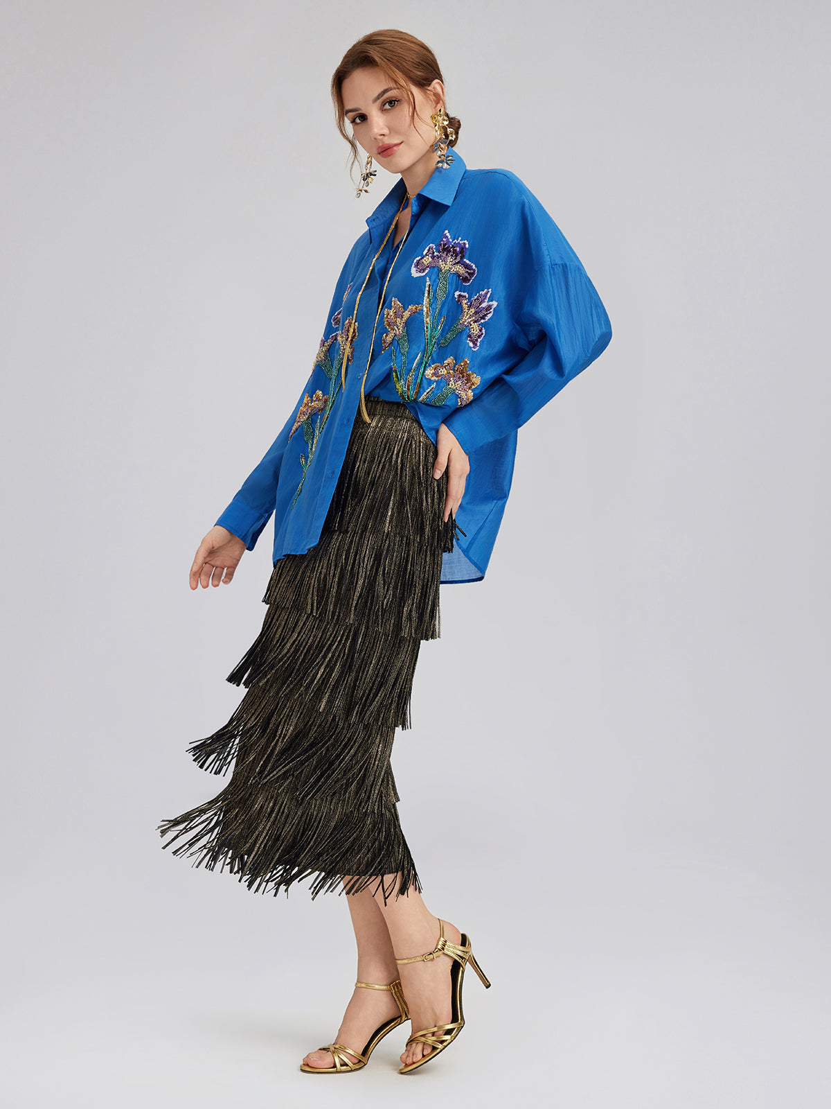 3 Boyutlu Çiçek Nakışlı Bol Gömlek