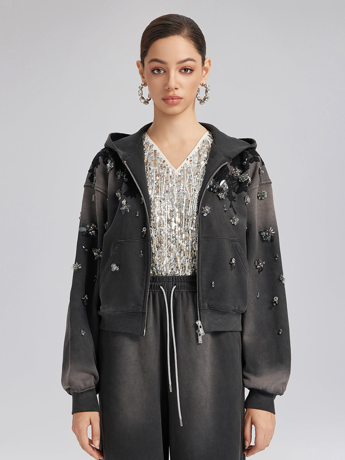 Dantelli Boncuklu Fermuarlı Kapüşonlu Üst