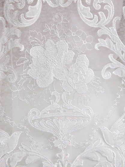 Barok Dantel Nakışlı Dik Yaka Bluz