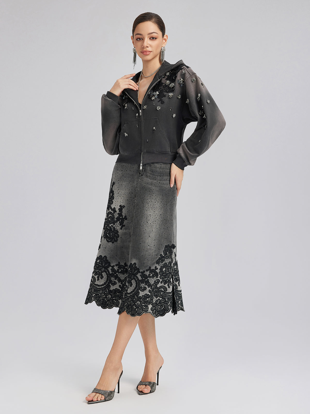 Yeni Nakışlı Taşlı Kot Etek